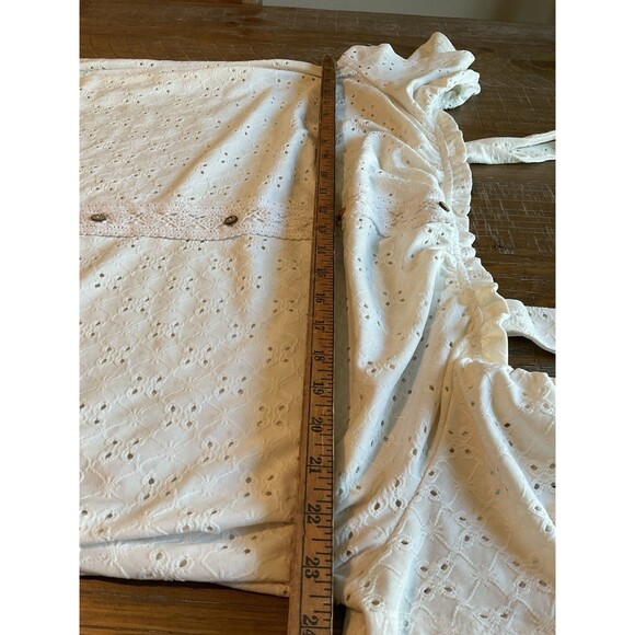 White Lace Eyelet Cold Shoulder Top Ruffle 2X XXL Naïf Blouse Shirt Women’s Plus - Picture 8 of 11